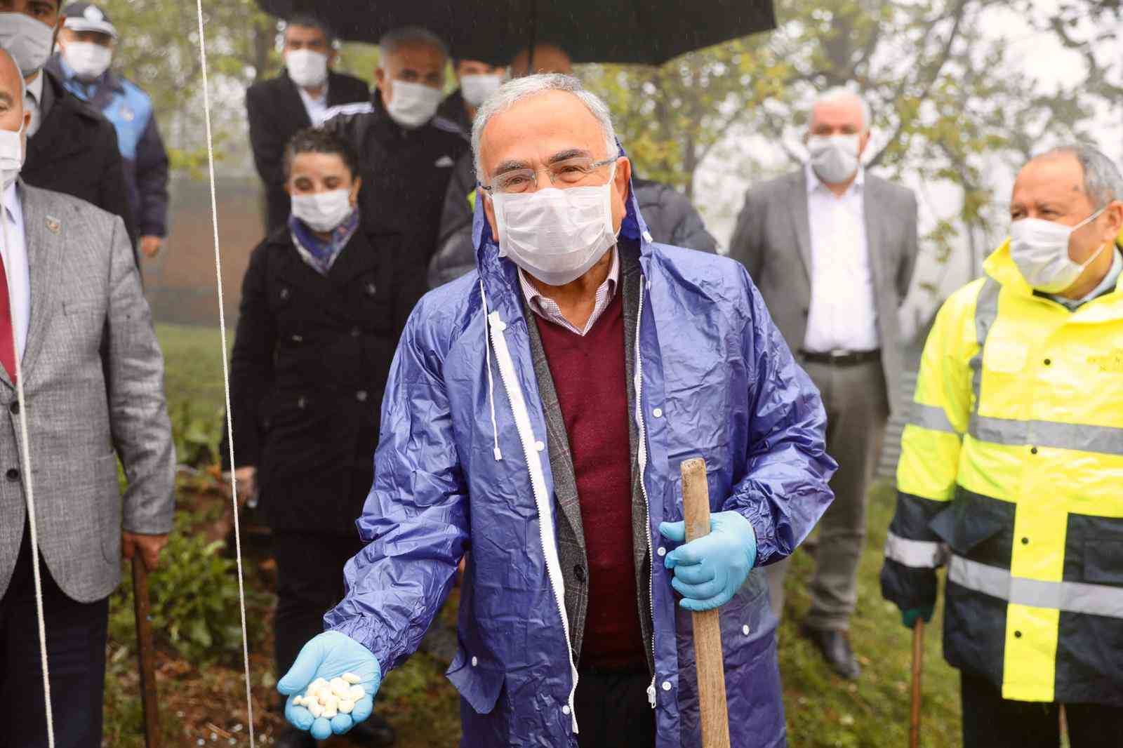 ÜRETEN ORDU İŞBAŞINDA